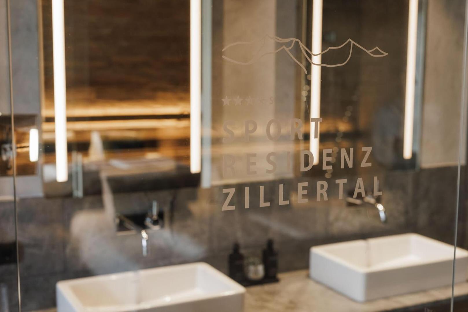 Sportresidenz Zillertal Hotel Uderns Ngoại thất bức ảnh